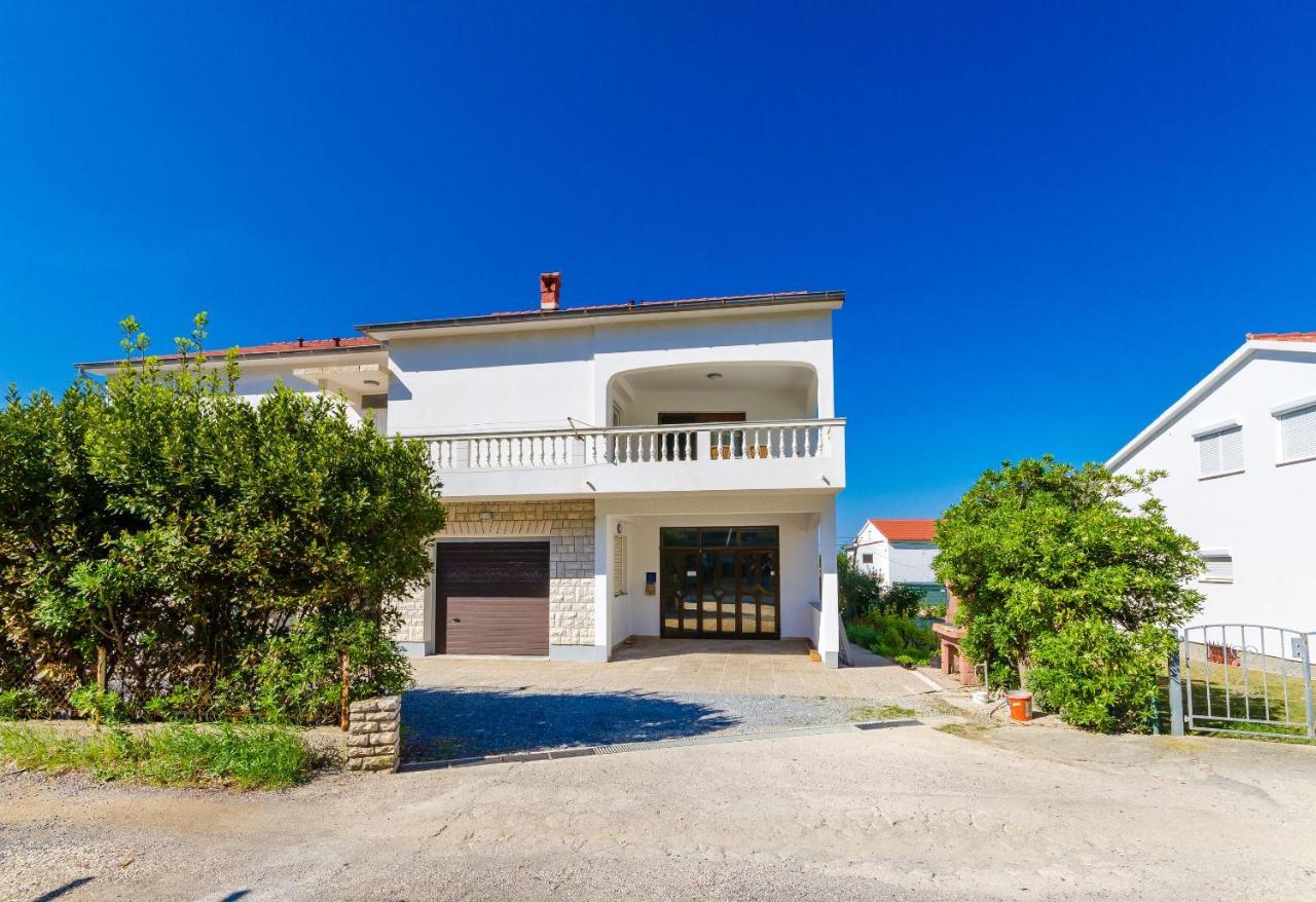 Apartments Slavica R Banjol エクステリア 写真