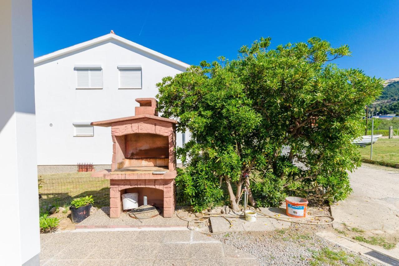 Apartments Slavica R Banjol エクステリア 写真