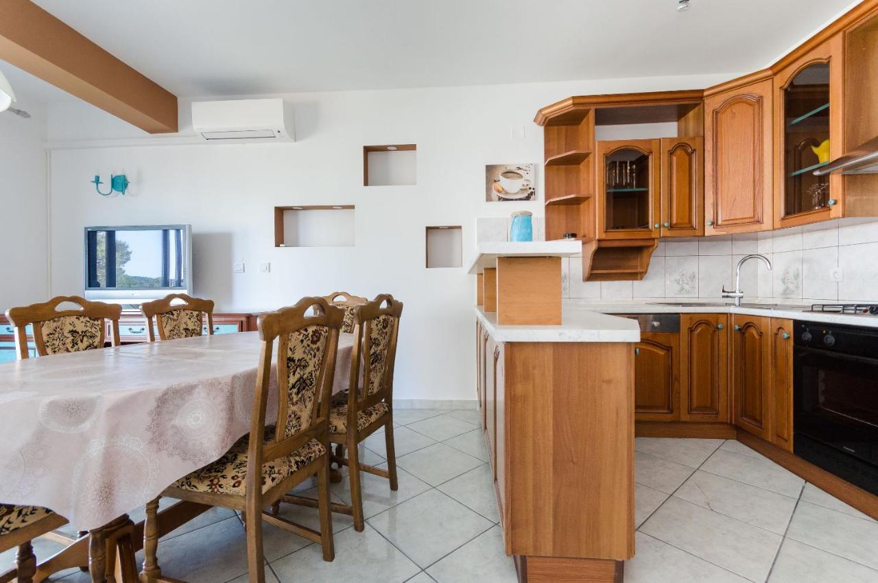 Apartments Slavica R Banjol エクステリア 写真